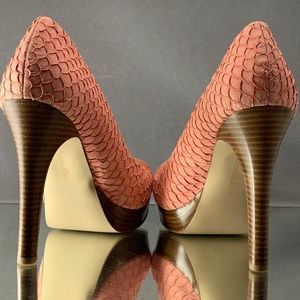 Peach Calvin Klein Kendall platform heels size 10m